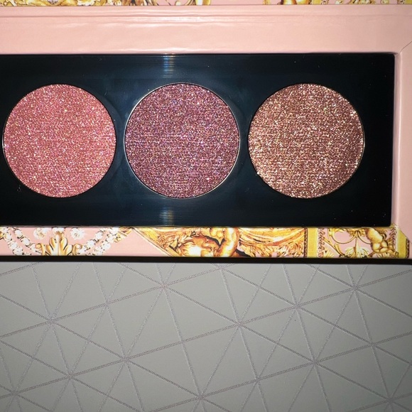 PAT MCGRATH LABS CELESTIAL NIRVANA EYE SHADOW PALETTE - NUDE ALLURE